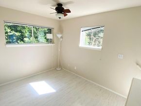 2960 142nd Place SE 2, Bellevue WA 98007