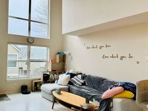 2960 142nd Place SE 2, Bellevue WA 98007