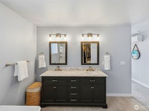 5584 Madrona Avenue NE, Bremerton WA 98311