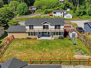 5584 Madrona Avenue NE, Bremerton WA 98311