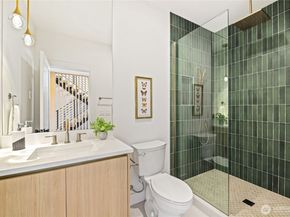 7358 33rd Avenue NE, Seattle WA 98115