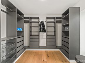 7358 33rd Avenue NE, Seattle WA 98115