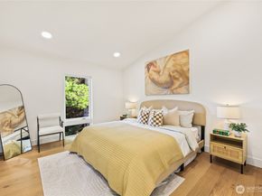 7358 33rd Avenue NE, Seattle WA 98115