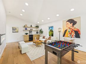 7358 33rd Avenue NE, Seattle WA 98115