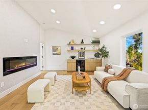 7358 33rd Avenue NE, Seattle WA 98115