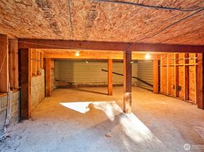 11011 NE 140th Street, Kirkland WA 98034