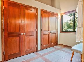 11011 NE 140th Street, Kirkland WA 98034