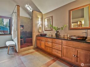 11011 NE 140th Street, Kirkland WA 98034