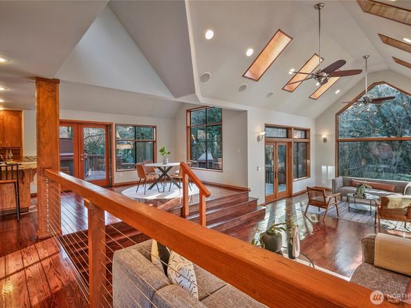 11011 NE 140th Street, Kirkland WA 98034