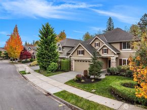 27135 SE 13th Street, Sammamish WA 98075