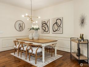 27135 SE 13th Street, Sammamish WA 98075