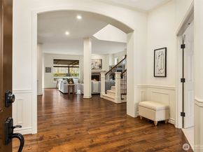 27135 SE 13th Street, Sammamish WA 98075