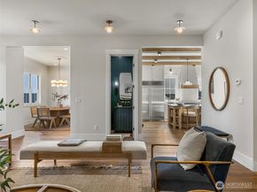 6807 54th Avenue NE, Seattle WA 98115