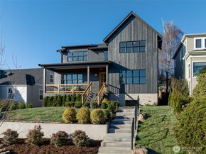 6807 54th Avenue NE, Seattle WA 98115