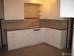 4903 3rd Avenue NW, Seattle WA 98107