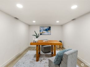 1717 NE Edmonds Ave, Renton WA 98056