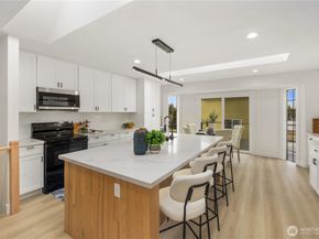 1717 NE Edmonds Ave, Renton WA 98056