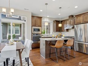 11550 158th Avenue NE, Redmond WA 98052