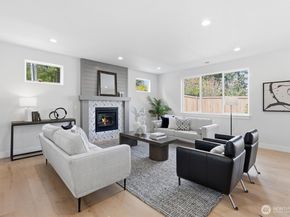 33 213th Place SW, Bothell WA 98021