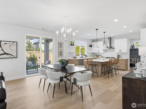 33 213th Place SW, Bothell WA 98021
