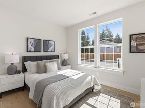 33 213th Place SW, Bothell WA 98021