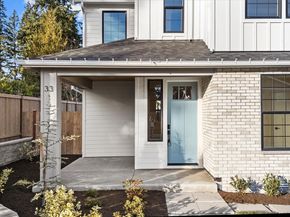 33 213th Place SW, Bothell WA 98021