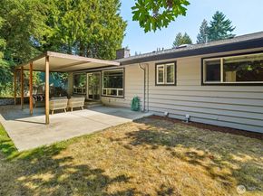 17841 4th Avenue NW, Shoreline WA 98177