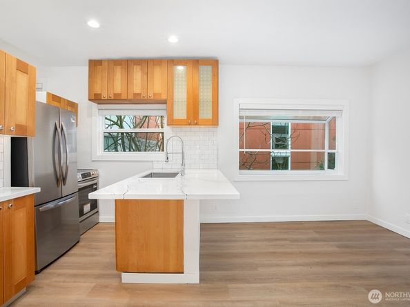 1501 E Spring Street 8, Seattle WA 98122