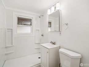 23907 60th Avenue W, Mountlake Terrace WA 98043