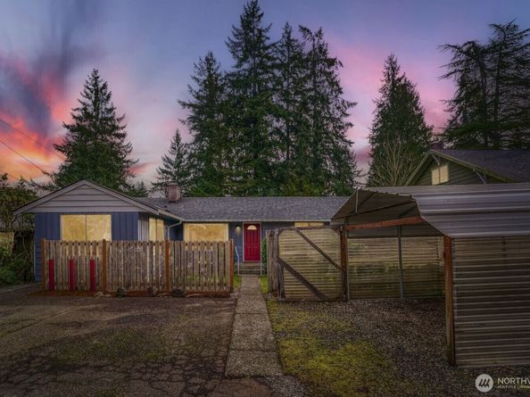 16436 16th Avenue SW, Burien WA 98166