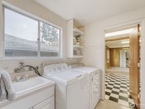 16436 16th Avenue SW, Burien WA 98166