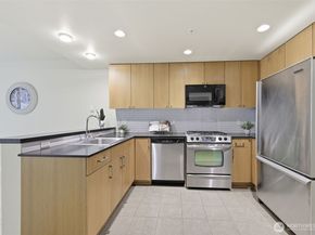 76 Cedar Street 807, Seattle WA 98121