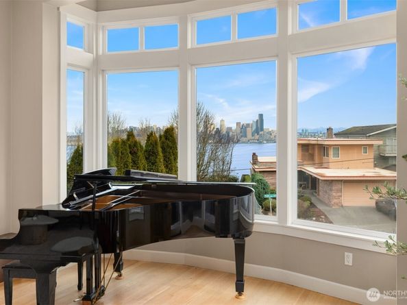 1314 California Avenue SW, Seattle WA 98116