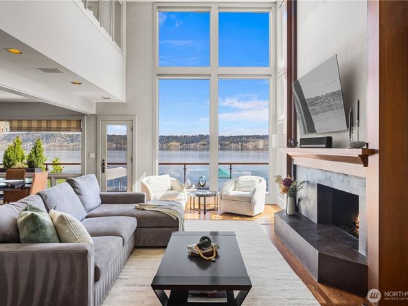 842 W Lake Sammamish Parkway SE, Bellevue WA 98008