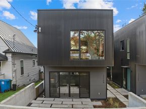 1114 26th Avenue C, Seattle WA 98122