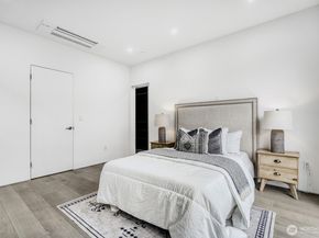 1114 26th Avenue C, Seattle WA 98122