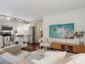 120 NW 39th Street 206, Seattle WA 98107