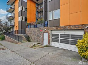 120 NW 39th Street 206, Seattle WA 98107