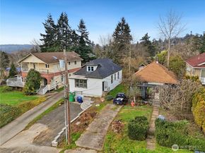 285 Earlington Avenue SW, Renton WA 98057