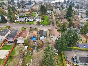 285 Earlington Avenue SW, Renton WA 98057