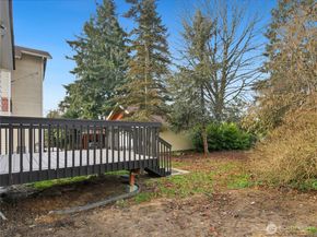 285 Earlington Avenue SW, Renton WA 98057