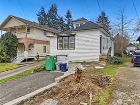 285 Earlington Avenue SW, Renton WA 98057