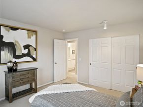 5131 S 234th Place 161, Kent WA 98032