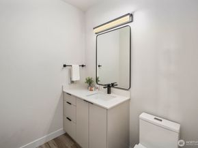 18638 NE 55th Way LL1863, Redmond WA 98052