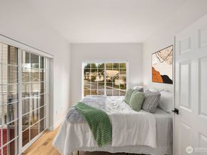 18638 NE 55th Way LL1863, Redmond WA 98052