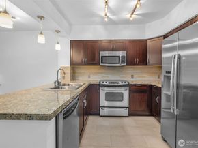 5450 Leary Avenue NW 445, Seattle WA 98107