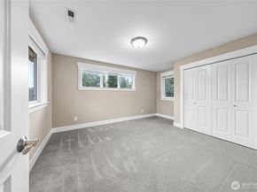 6501 124th Avenue NE, Kirkland WA 98033