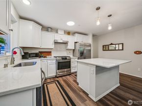 5993 NE Verdant Drive, Kingston WA 98346