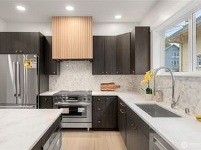 1616 21st Avenue, Seattle WA 98122