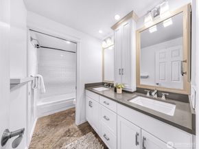 3228 21st Avenue W 300, Seattle WA 98199